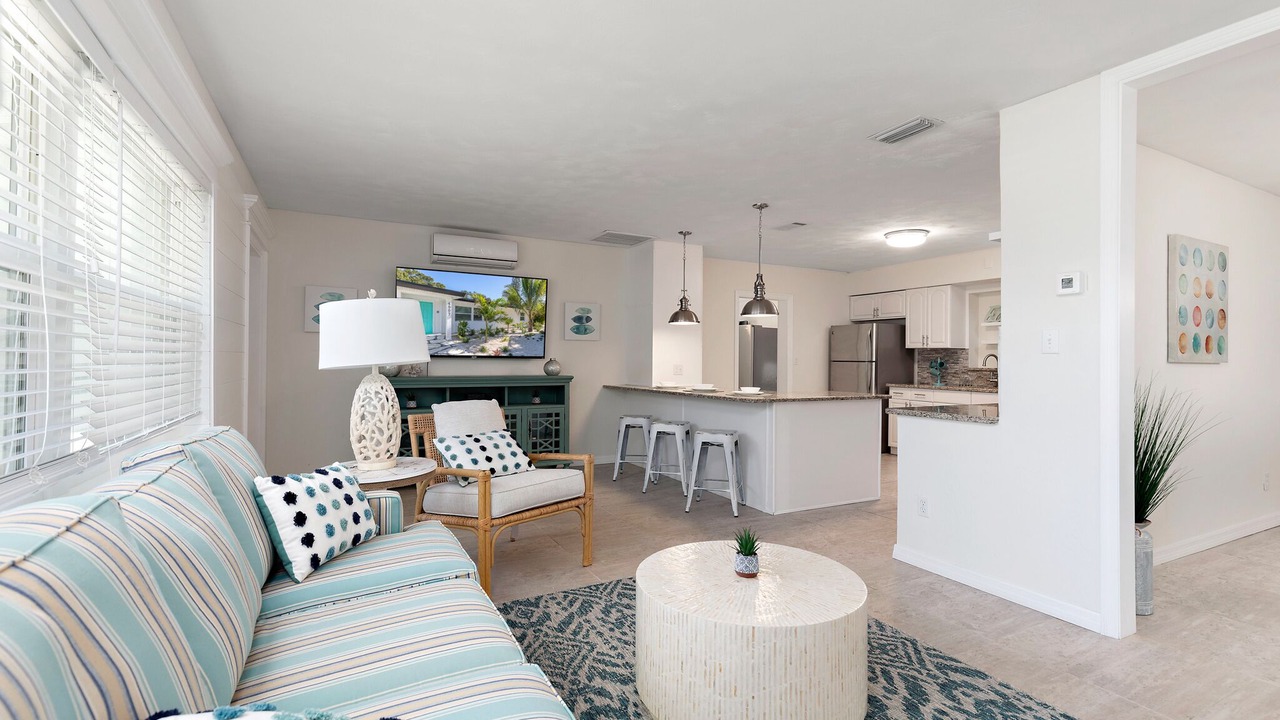 Photo of Livingroom in Whitney Beach
