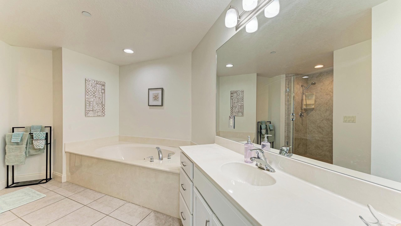 Photo of Bathroom in Englewood