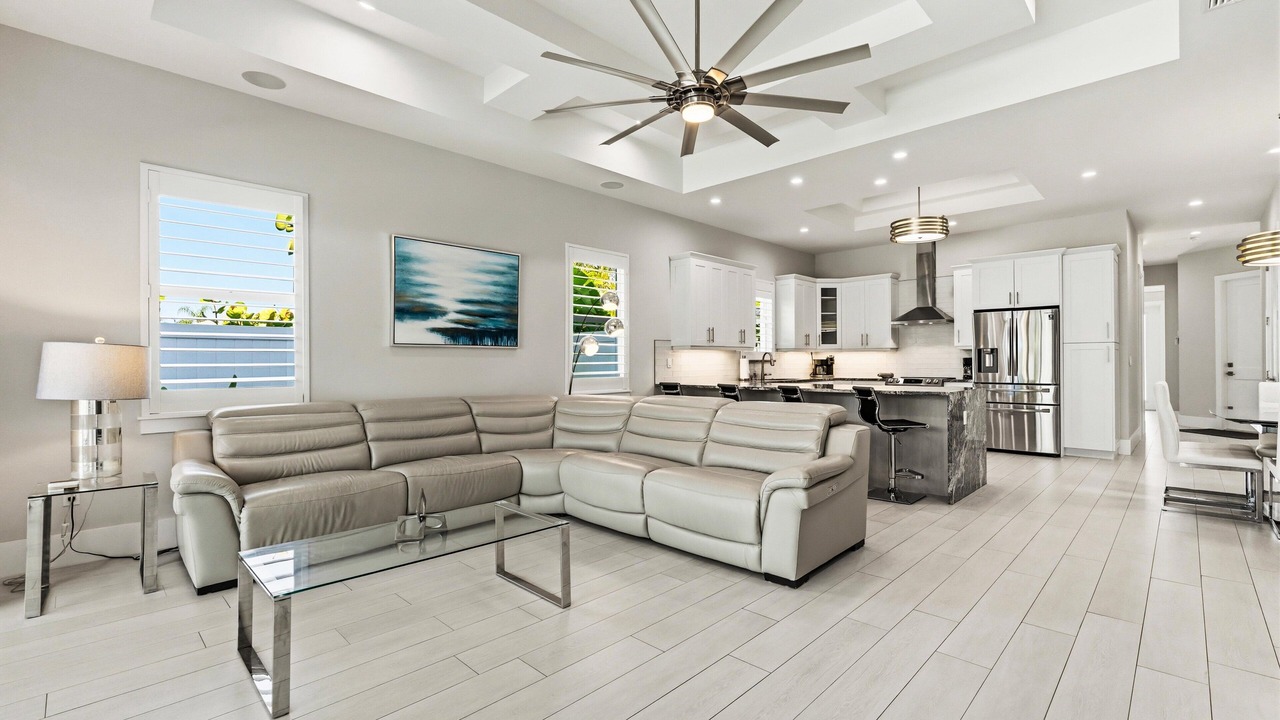 Photo of Livingroom in Naples Park