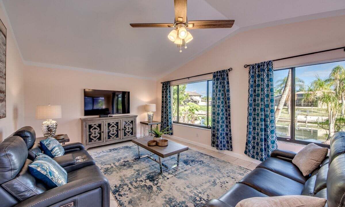 Photo of Livingroom in Fort Myers
