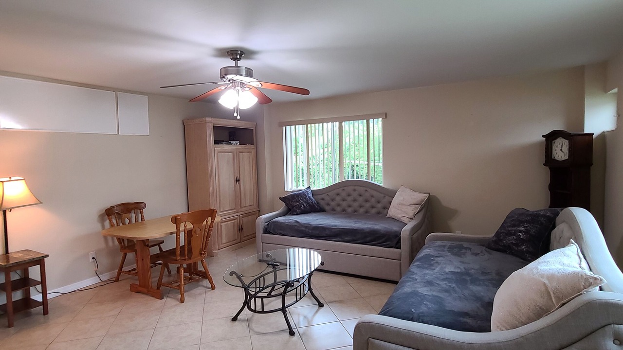 Photo of Bedroom in Warm Mineral Springs