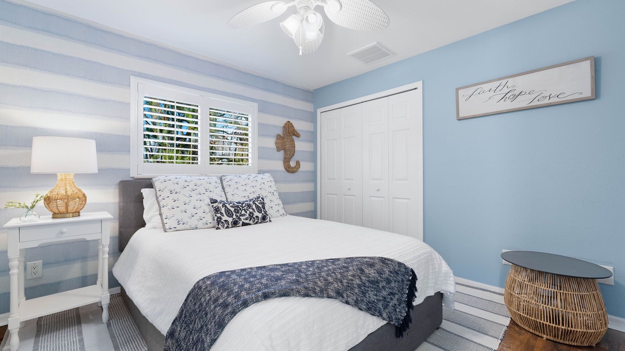 Photo of Bedroom in Iona