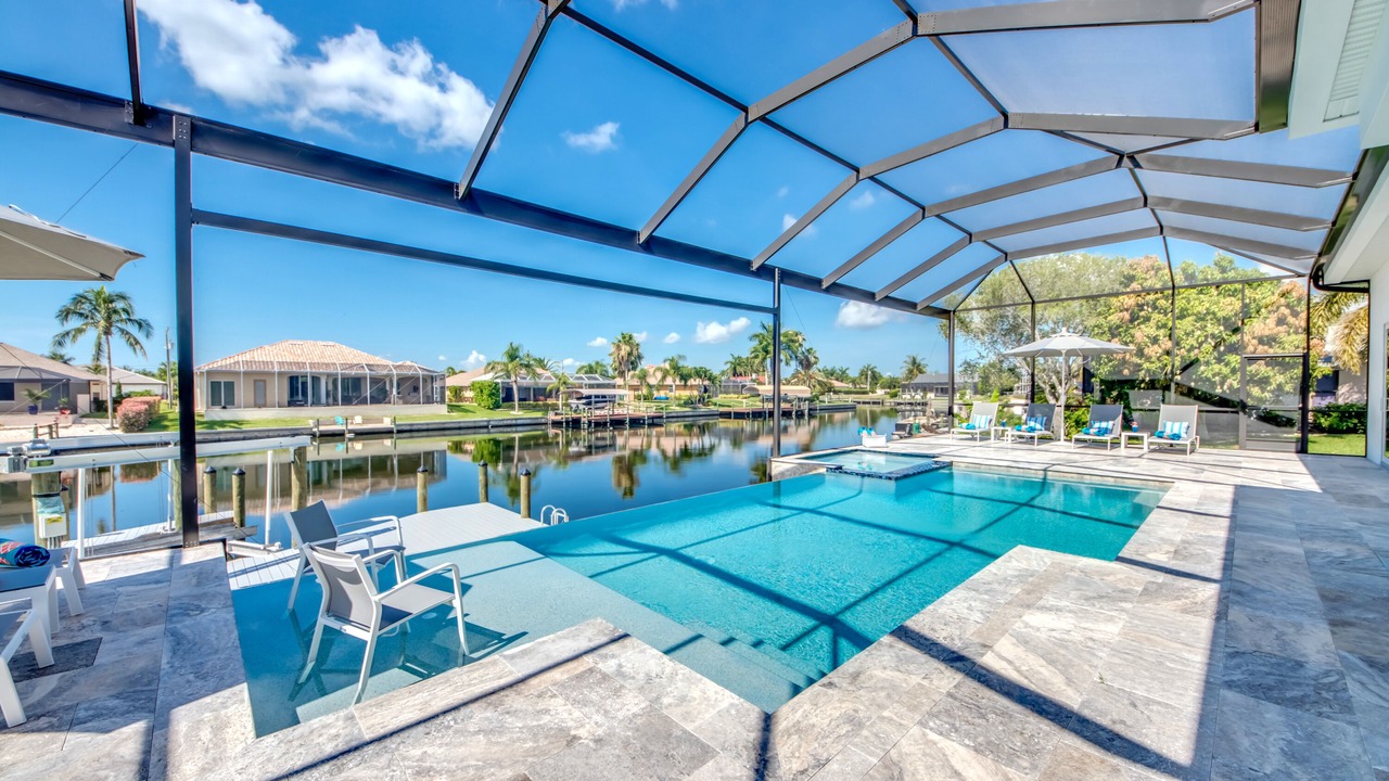 Photo of Outdoor in Pelican