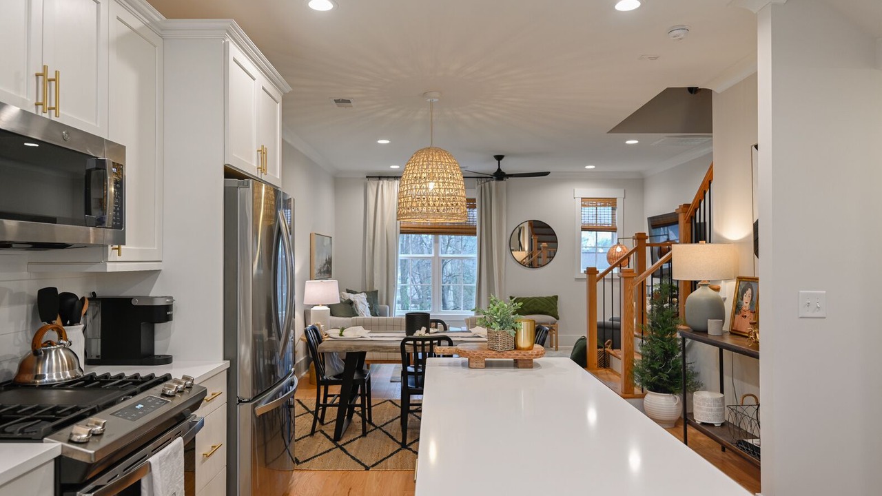 Photo of Kitchen in Hampton-Pinckney Historic District