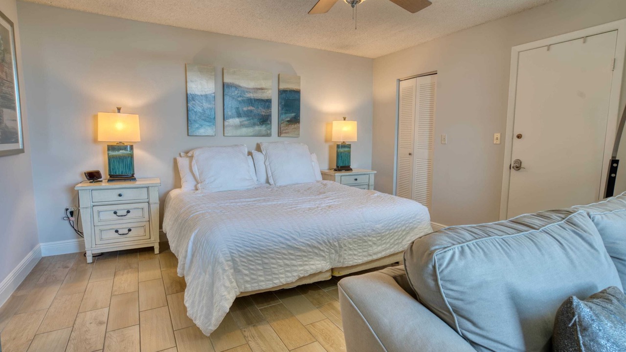 Photo of Bedroom in Bonita Springs