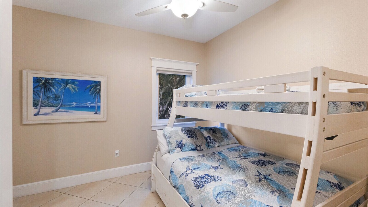 Photo of Bedroom in Bradenton Beach