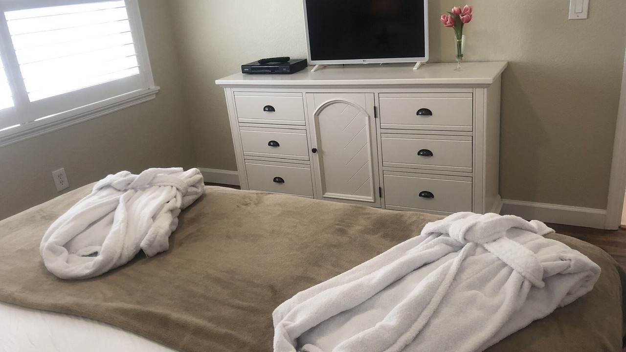 Photo of Bedroom in Englewood