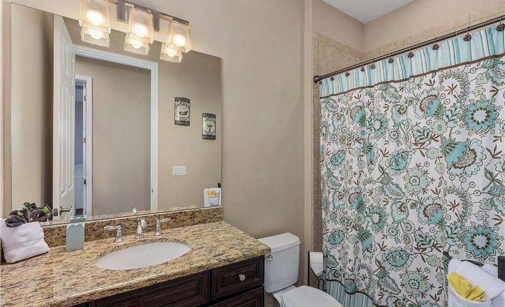 Photo of Bathroom in Biggar