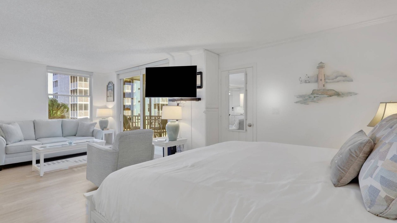 Photo of Bedroom in Bonita Springs