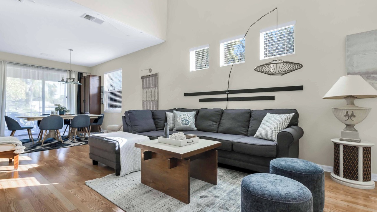 Photo of Livingroom in Fruitville