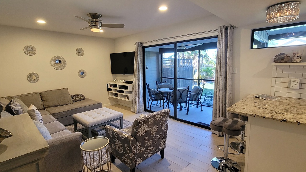 Photo of Livingroom in Naples Park