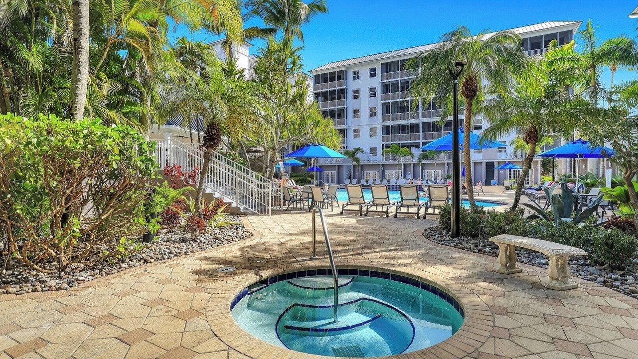 Photo of Outdoor in Vanderbilt Beach