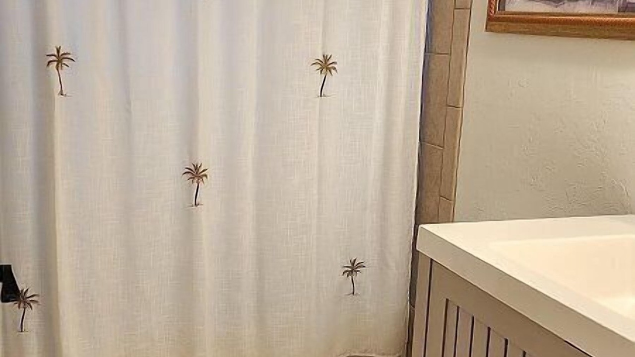 Photo of Bathroom in South Island