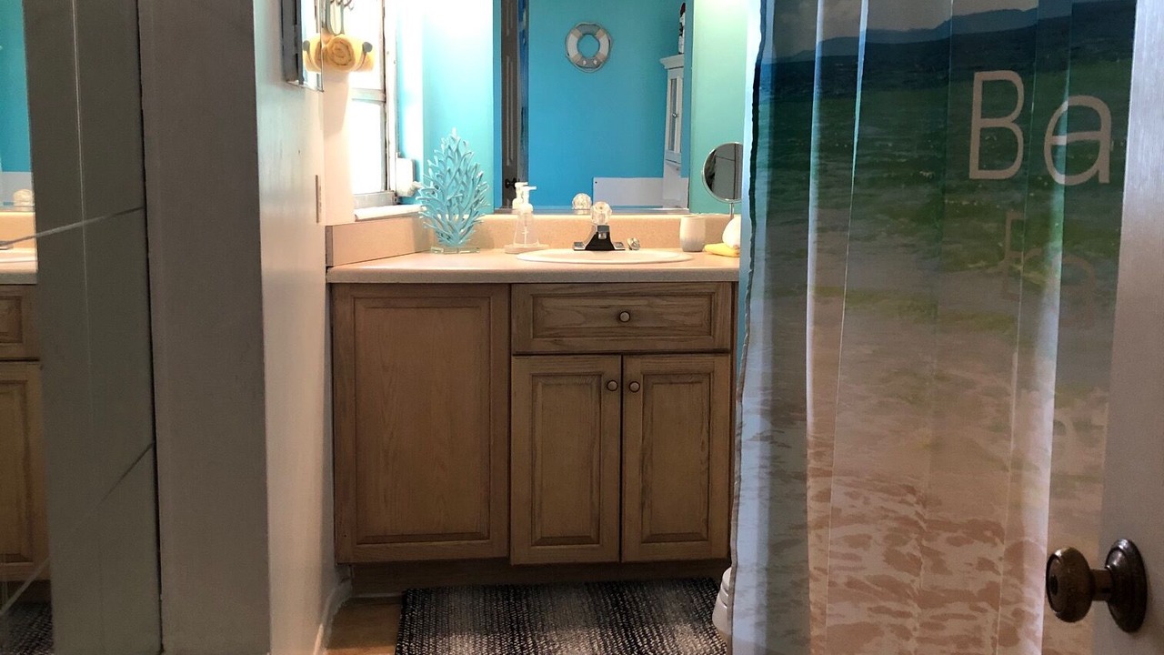 Photo of Bathroom in Gulf Gate Estates