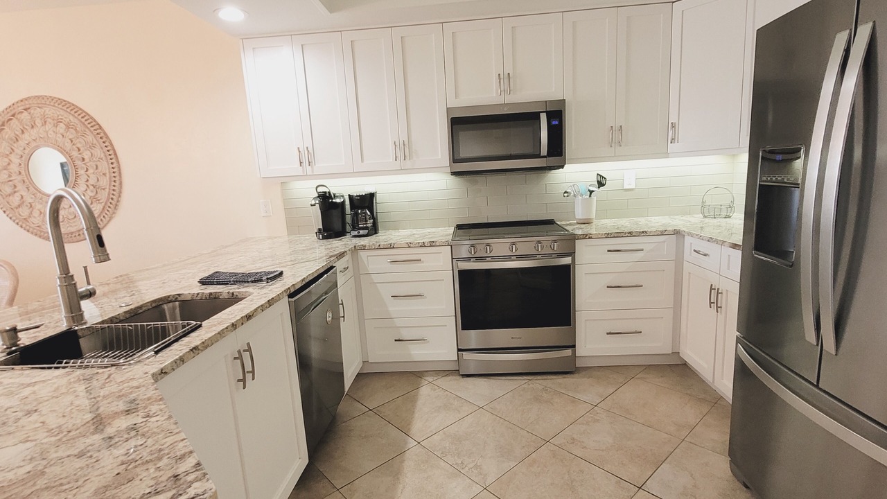 Photo of Kitchen in Vanderbilt Beach