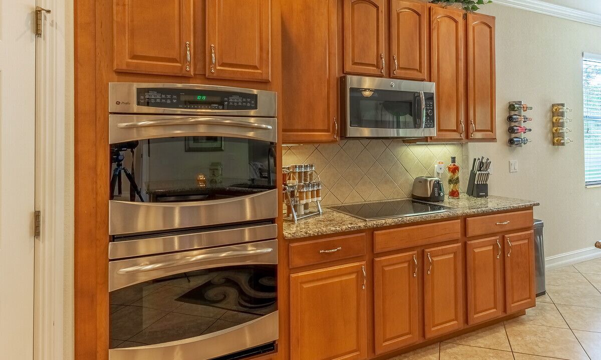 Photo of Kitchen in Reflection Isles