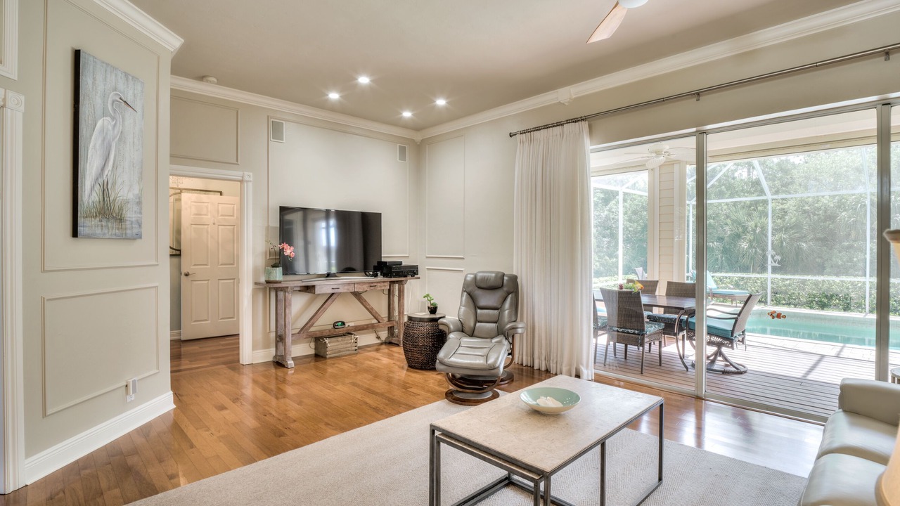 Photo of Livingroom in Bonita Shores