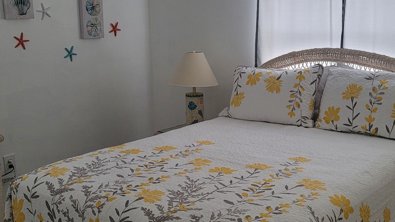 Photo of Bedroom in Englewood South