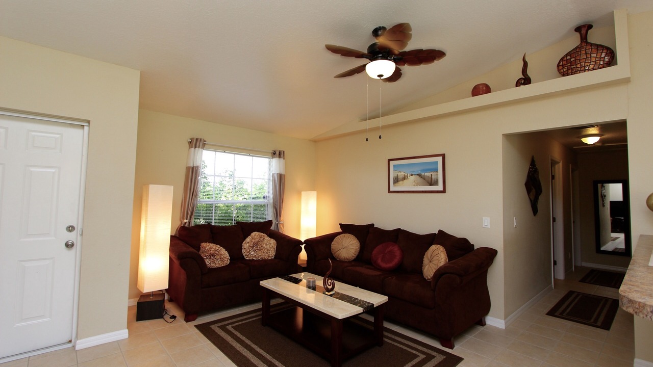 Photo of Livingroom in Sunshine