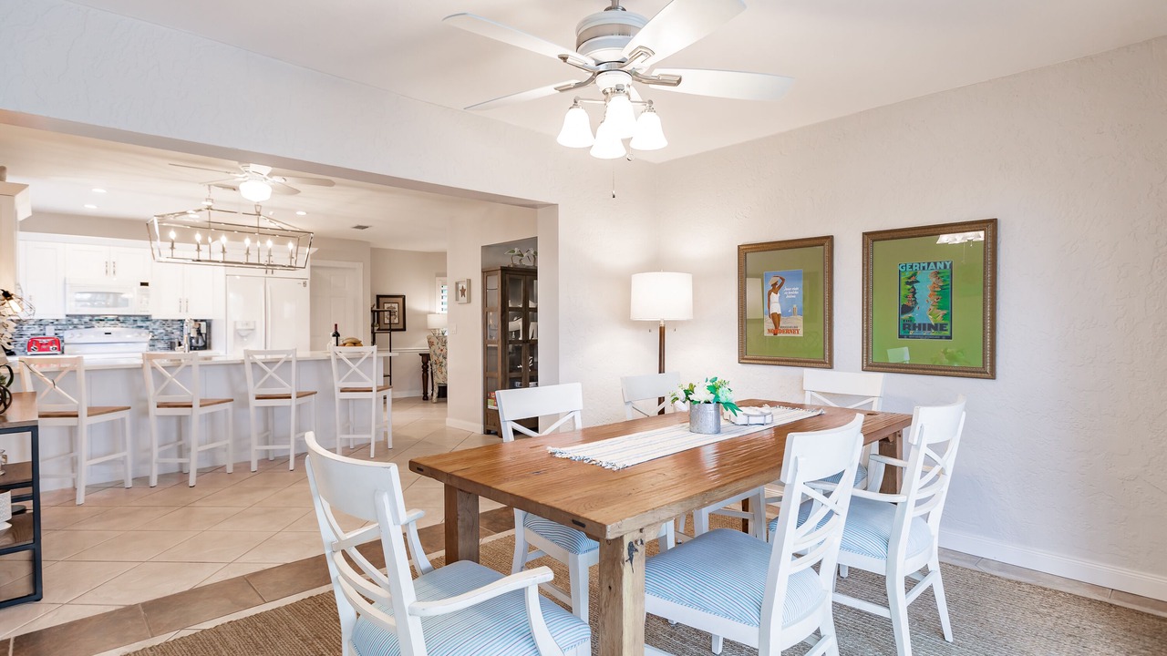 Photo of Bedroom in Bonita Shores