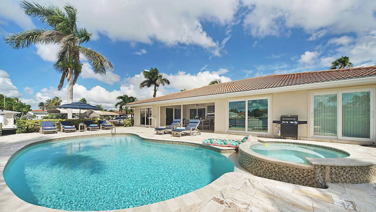 Photo of Outdoor in Yacht Club