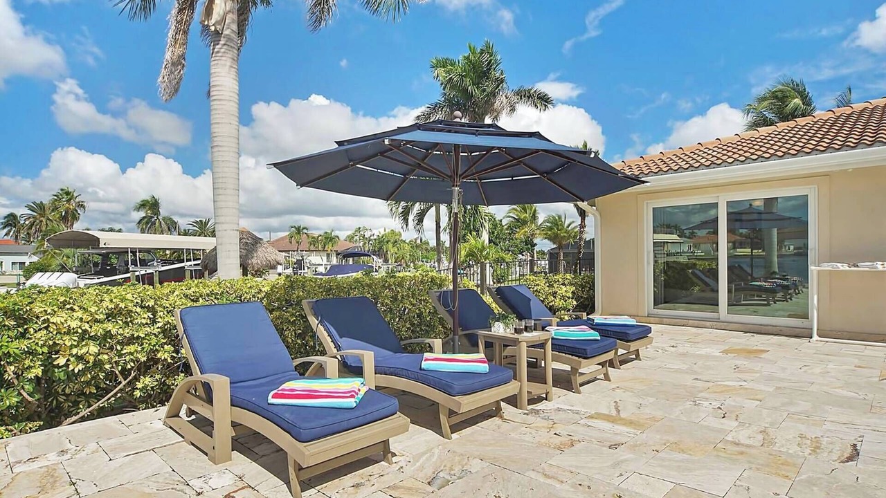 Photo of Patio Balcony in Yacht Club