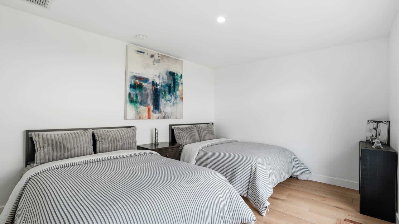 Photo of Bedroom in Connors