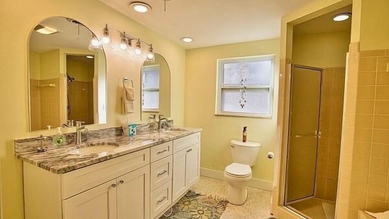 Photo of Bathroom in Englewood