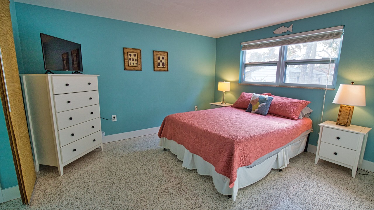 Photo of Bedroom in Englewood