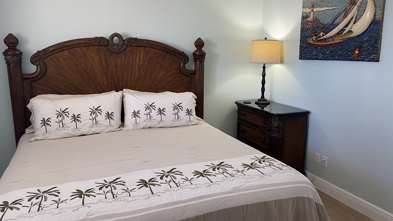 Photo of Bedroom in Caloosahatchee