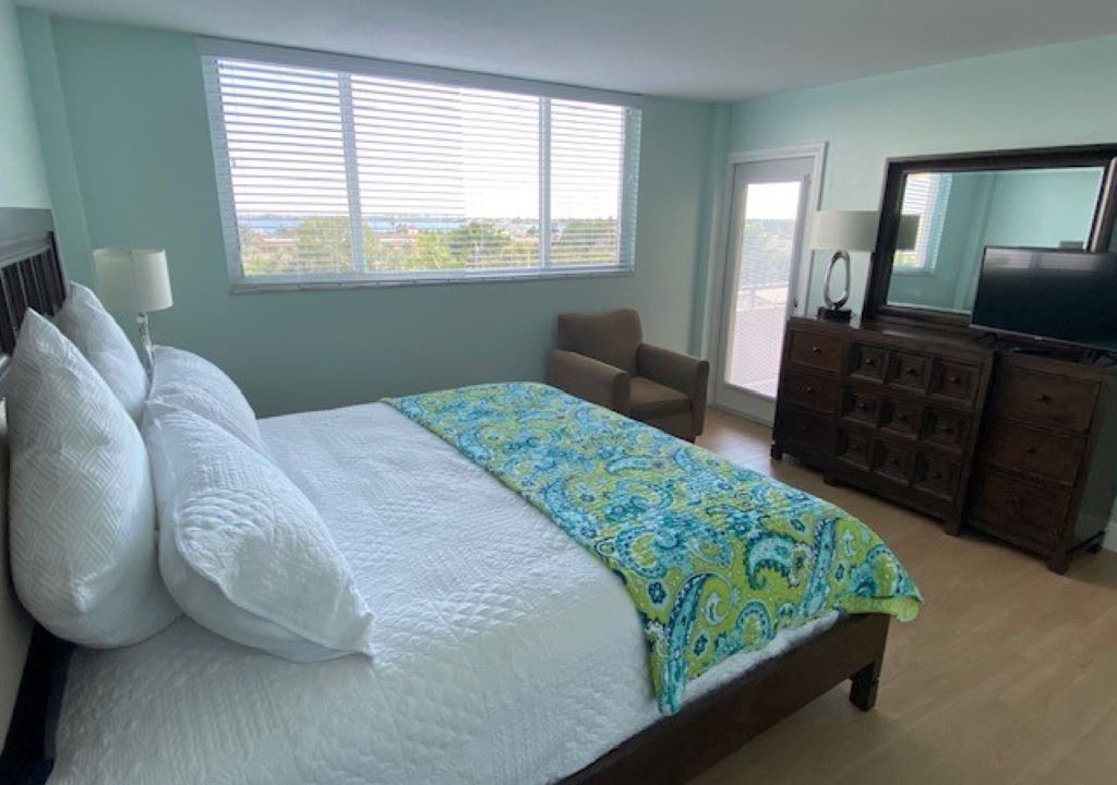 Photo of Bedroom in Caloosahatchee