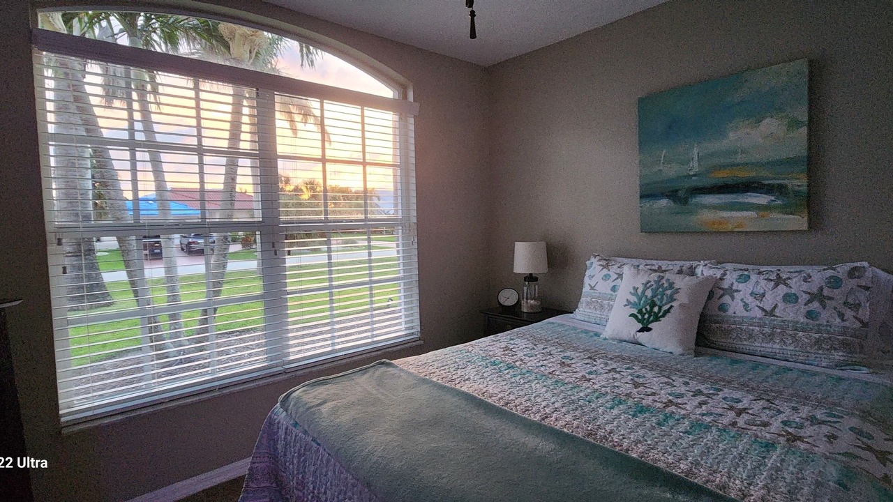 Photo of Bedroom in Pelican