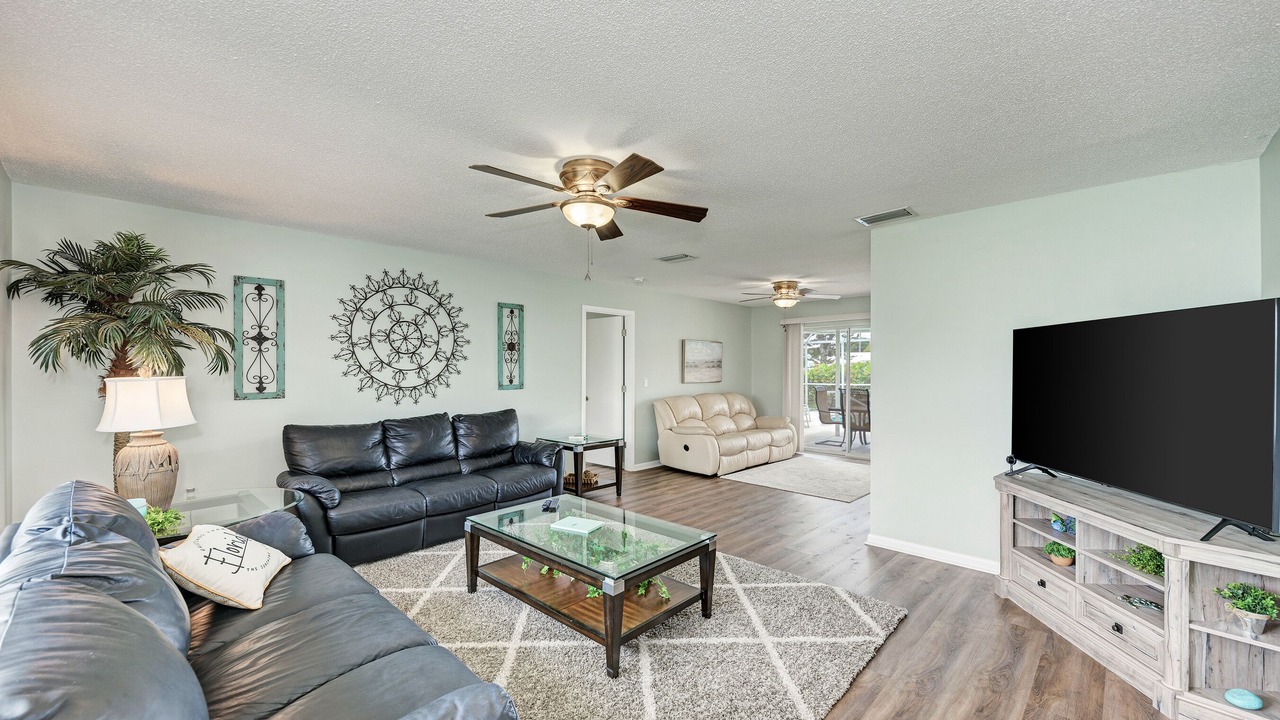 Photo of Livingroom in Venice Gardens
