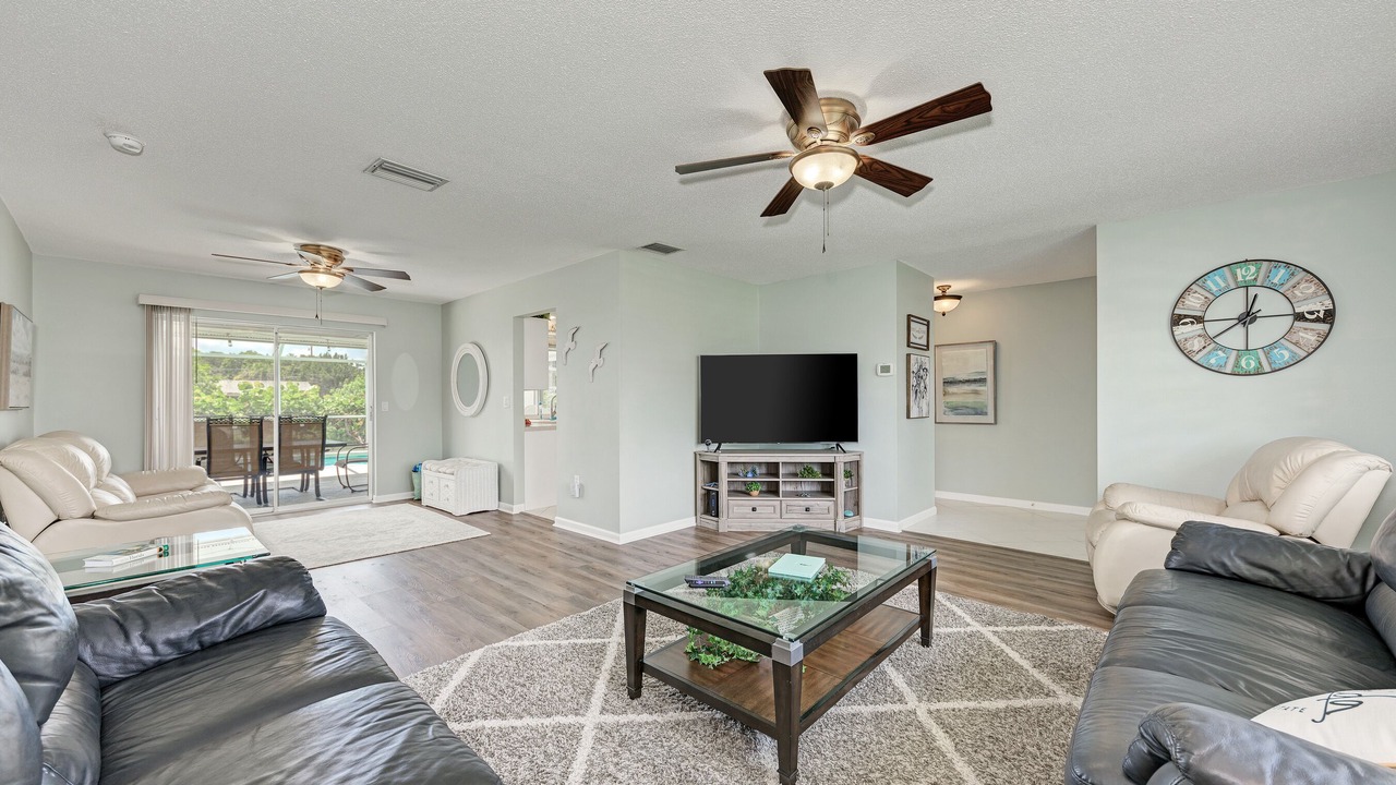 Photo of Livingroom in Venice Gardens