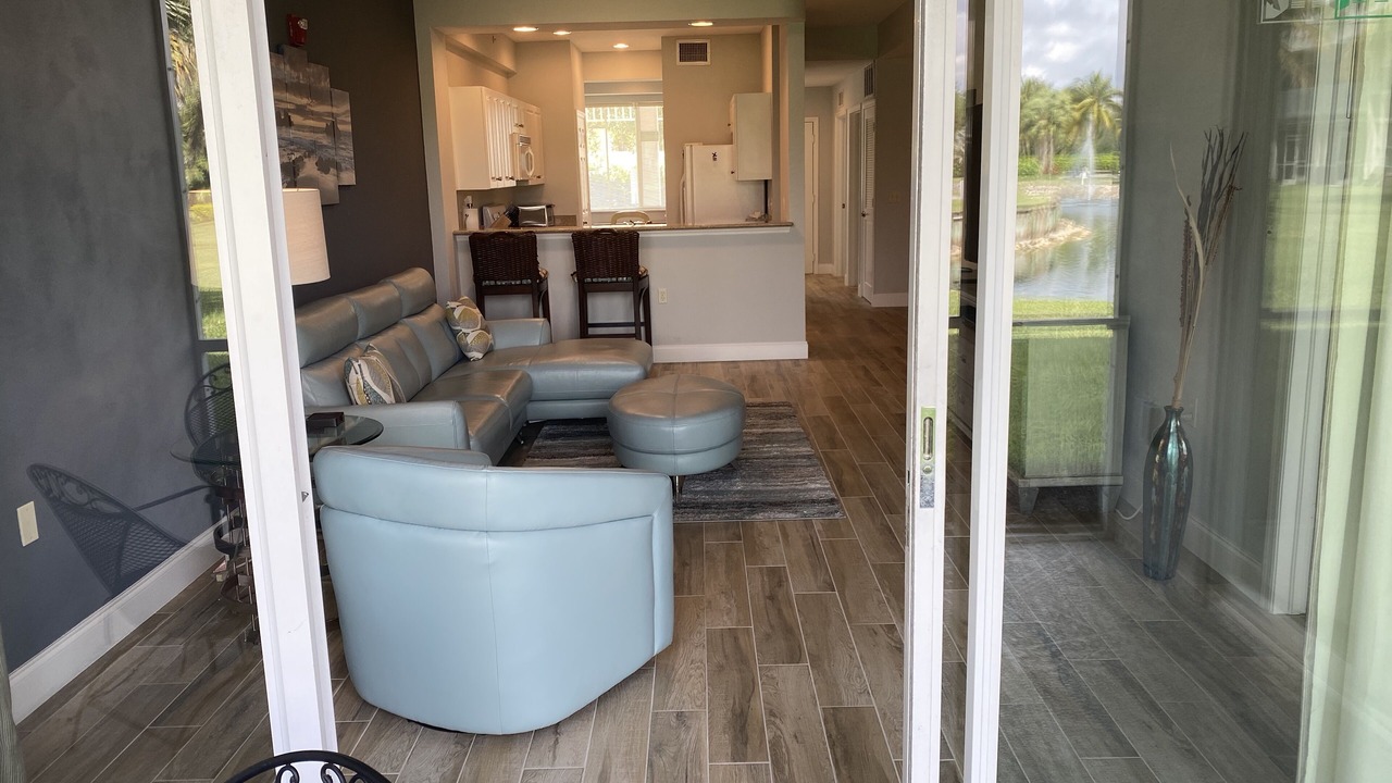 Photo of Livingroom in Naples