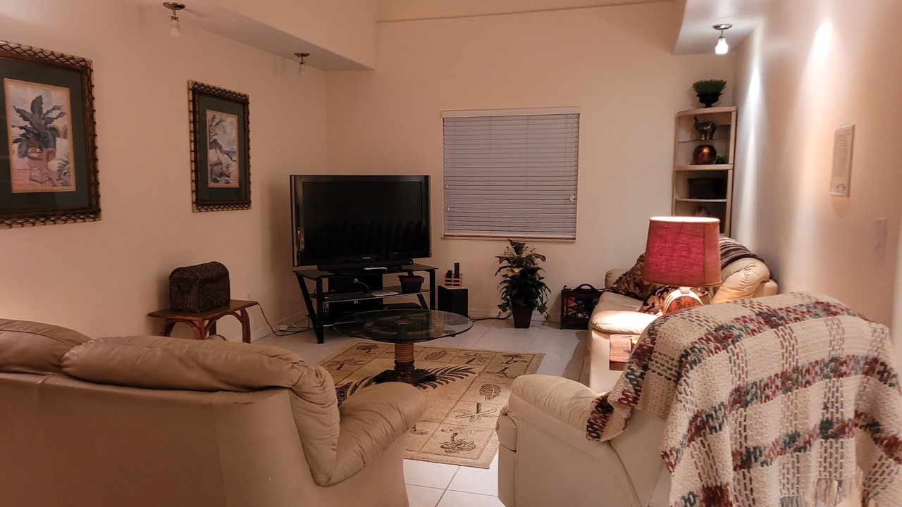 Photo of Bedroom in Edgewater