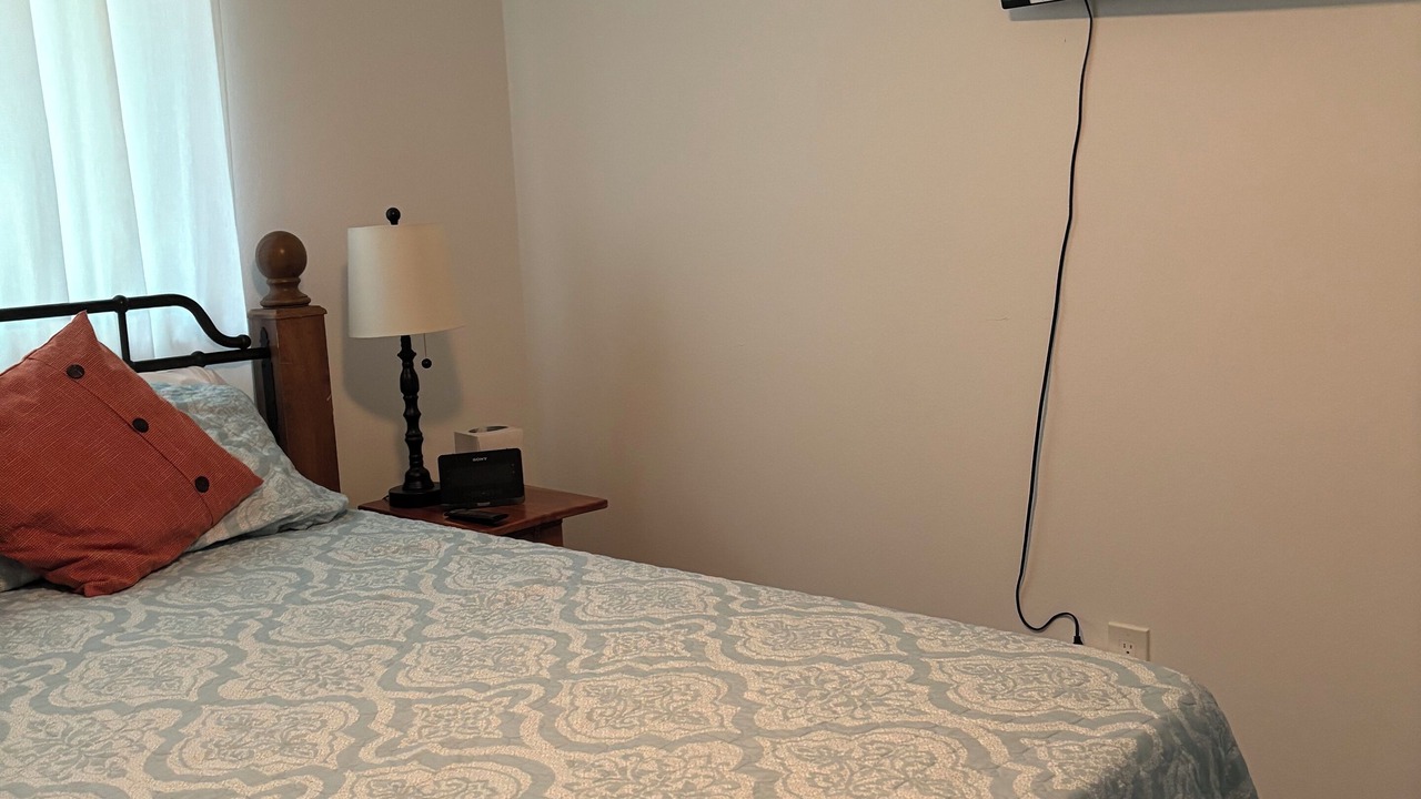 Photo of Bedroom in Caloosahatchee