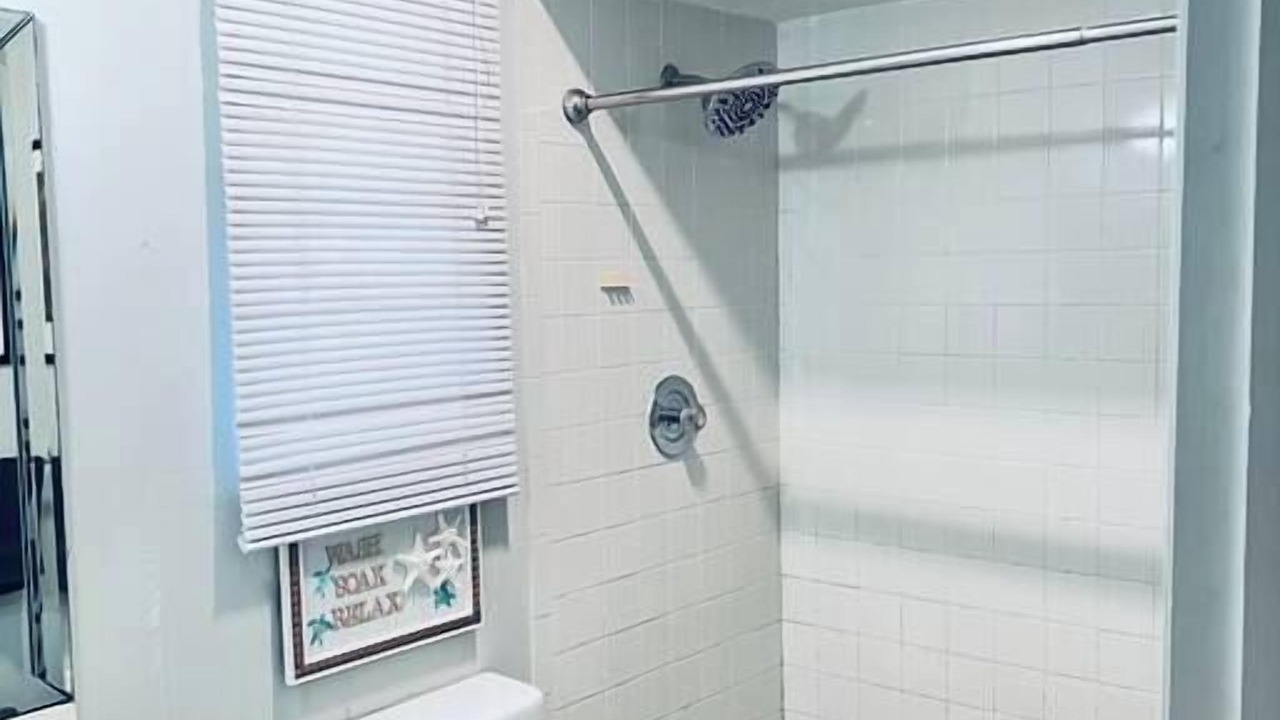 Photo of Bathroom in Naples Park