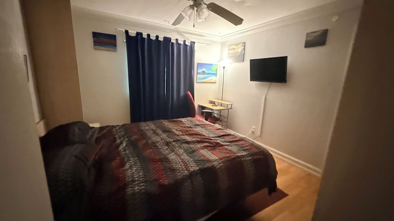 Photo of Bedroom in Naples Park