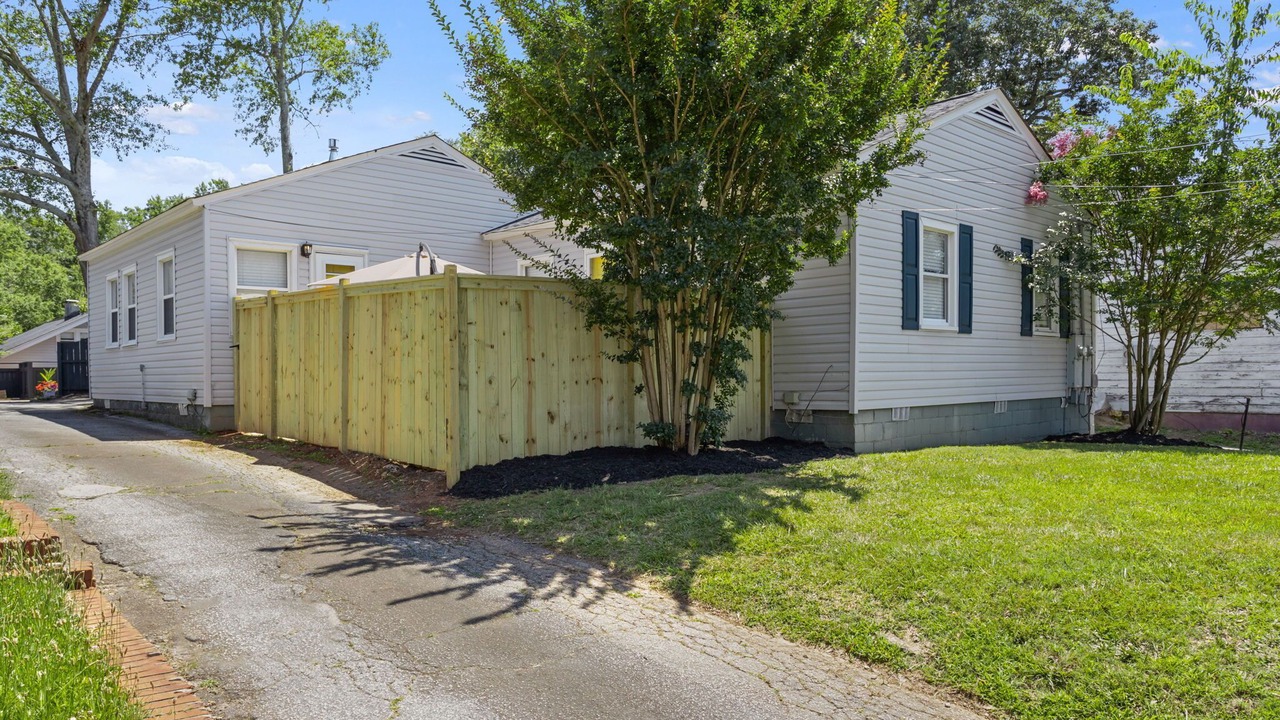 Photo of Outdoor in Greenville