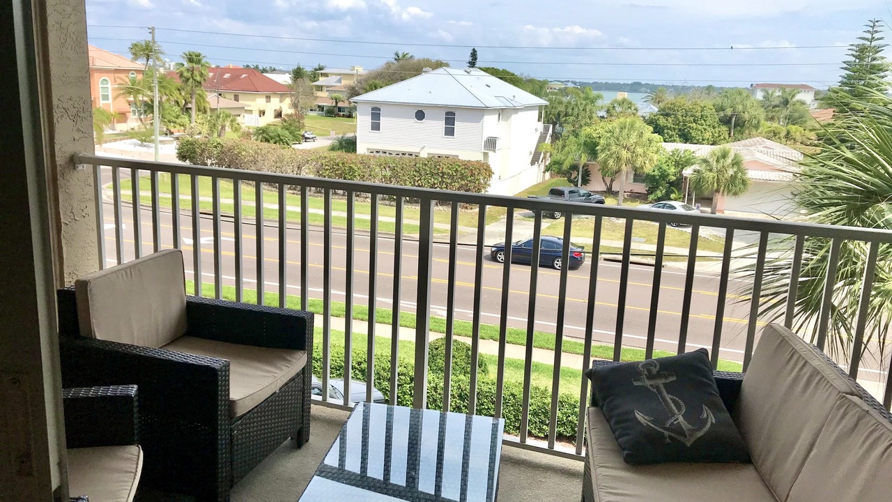 Photo of Patio Balcony in Belleair Beach