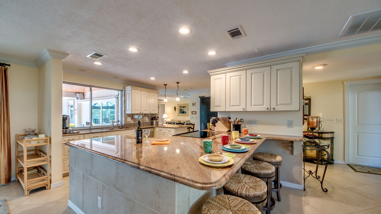 Photo of Kitchen in Yacht Club