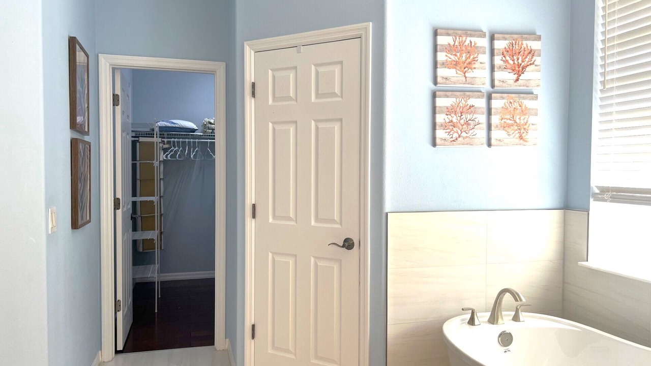 Photo of Bathroom in Heron's Watch
