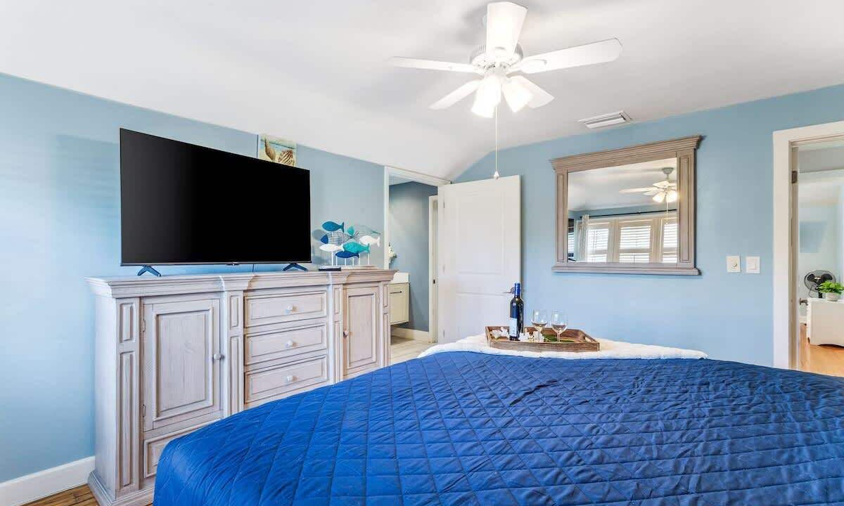 Photo of Bedroom in Bay Esplanade