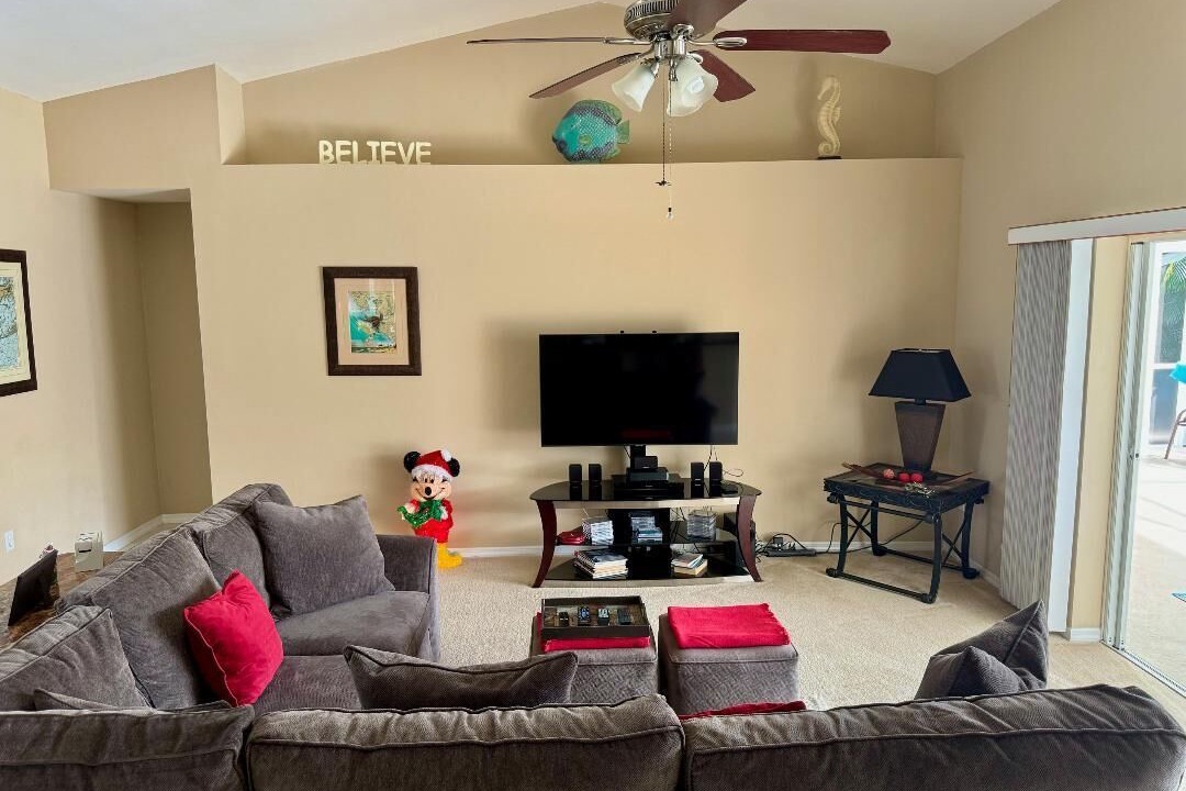 Photo of Livingroom in Pelican