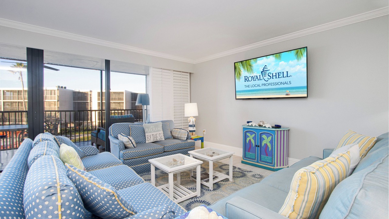 Photo of Livingroom in Beachview Country Club Estates