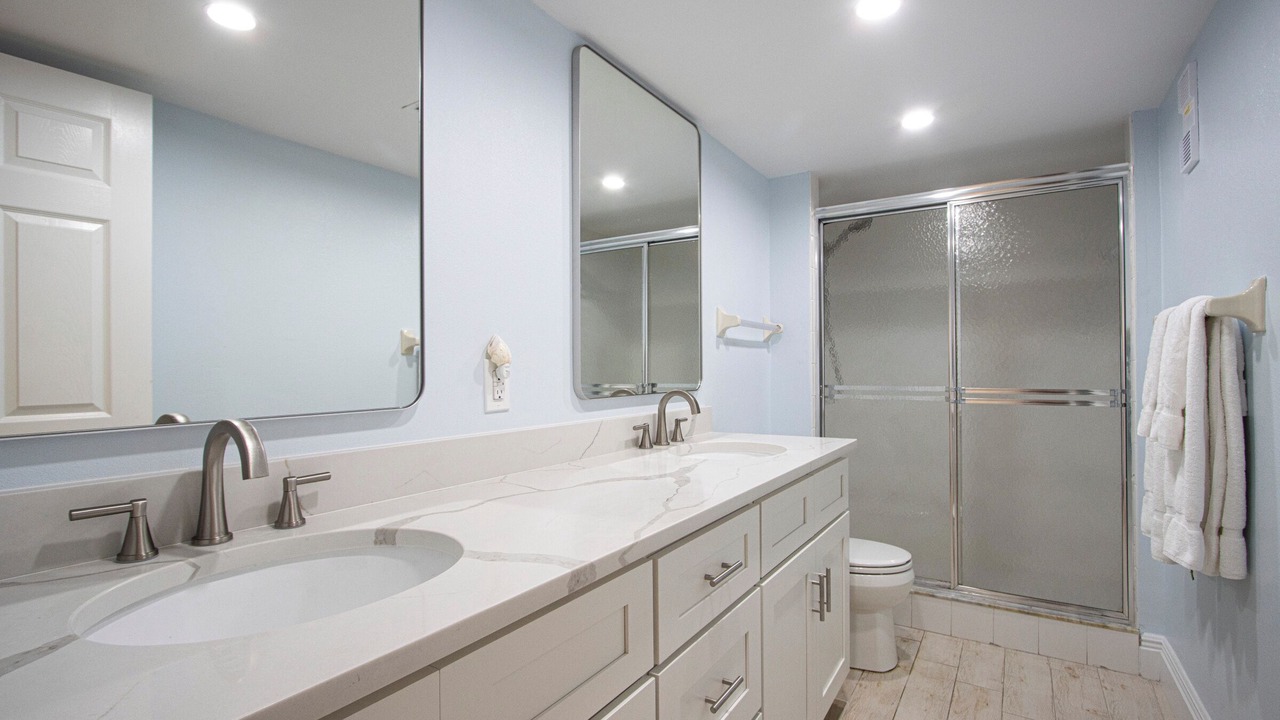 Photo of Bathroom in Beachview Country Club Estates