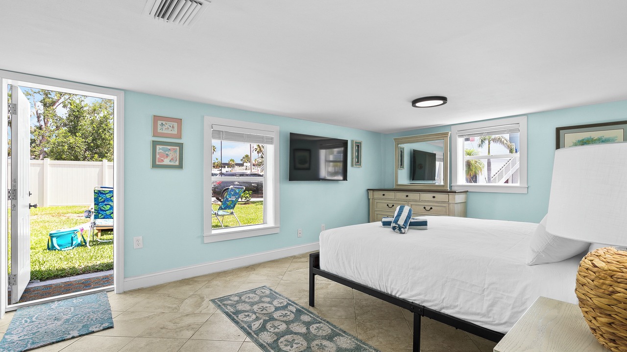 Photo of Bedroom in Bradenton Beach