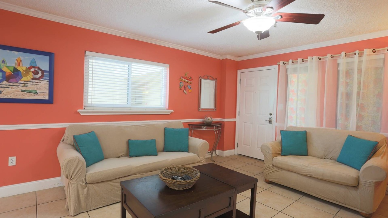 Photo of Livingroom in Madeira Beach