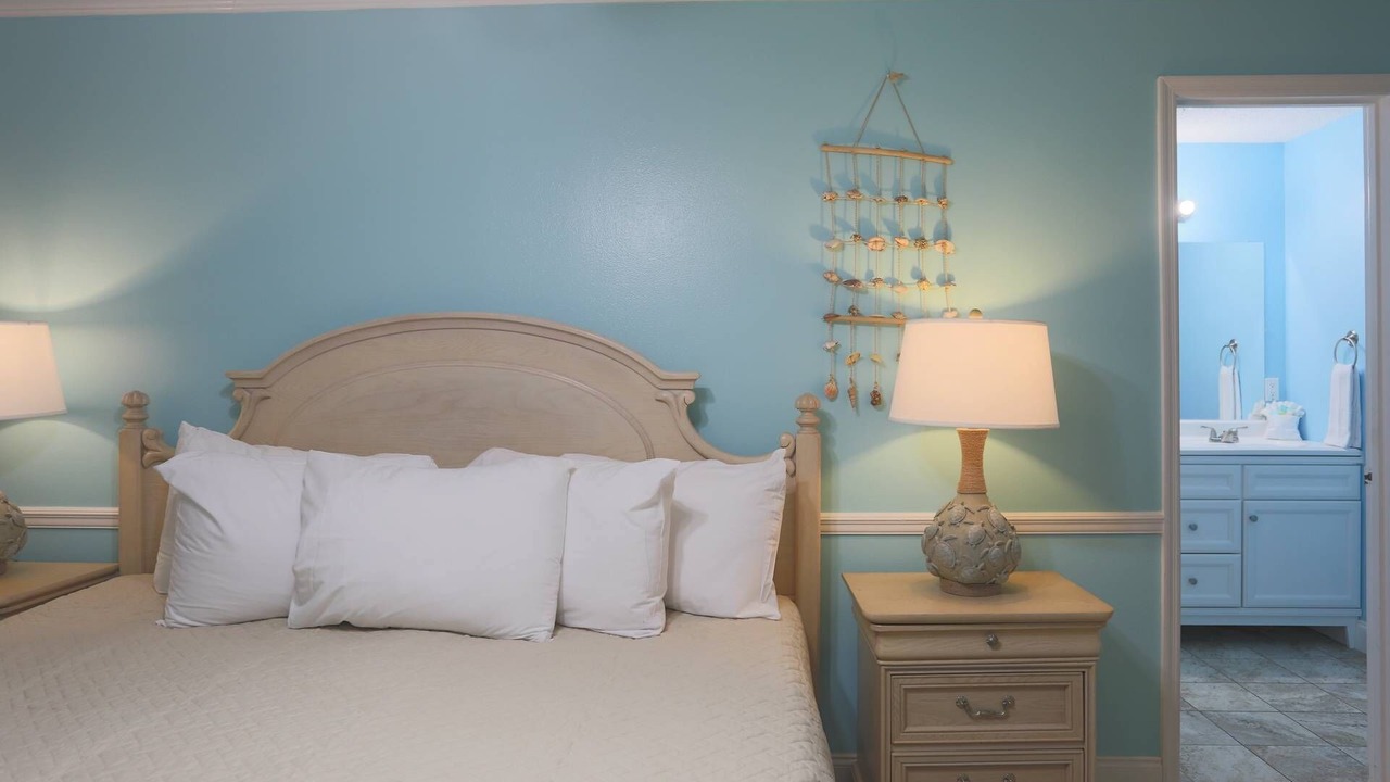 Photo of Bedroom in Madeira Beach